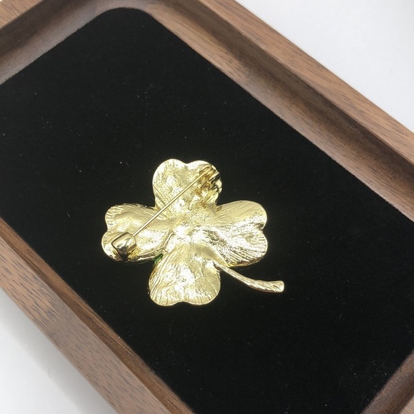 3/$25 Four Leaf Clover St. Patrick’s Day Pin Brooch Unisex - Picture 9 of 10